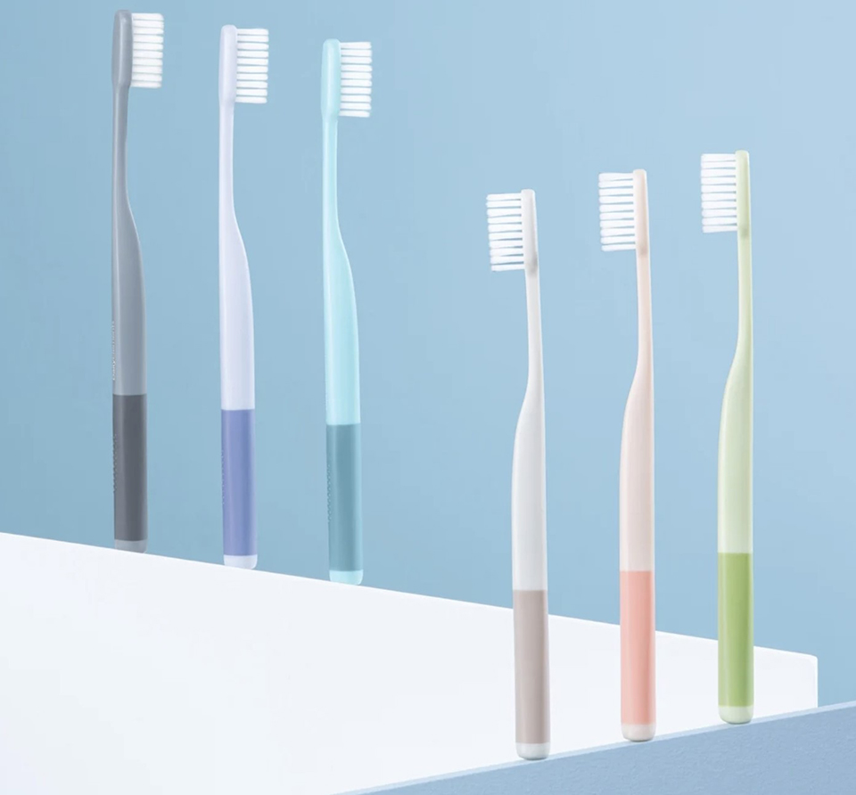 Everyday Elements Set of Antibacterial Toothbrushes 6pcs фото 1