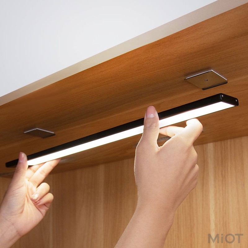 

Нічник-світильник Yeelight Motion Sensor Closet Light A60 Black (YLCG006)