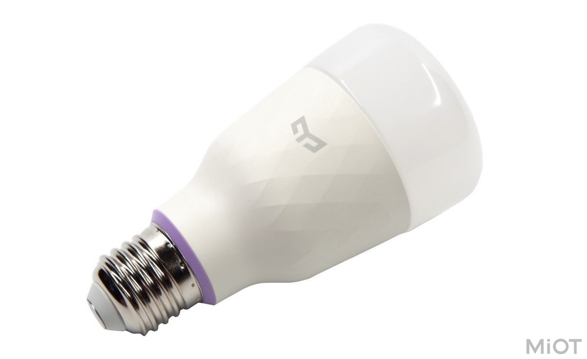 

Лампа Xiaomi Yeelight LED Colorful Smart Wi-Fi Bulb (YLDP06YL)