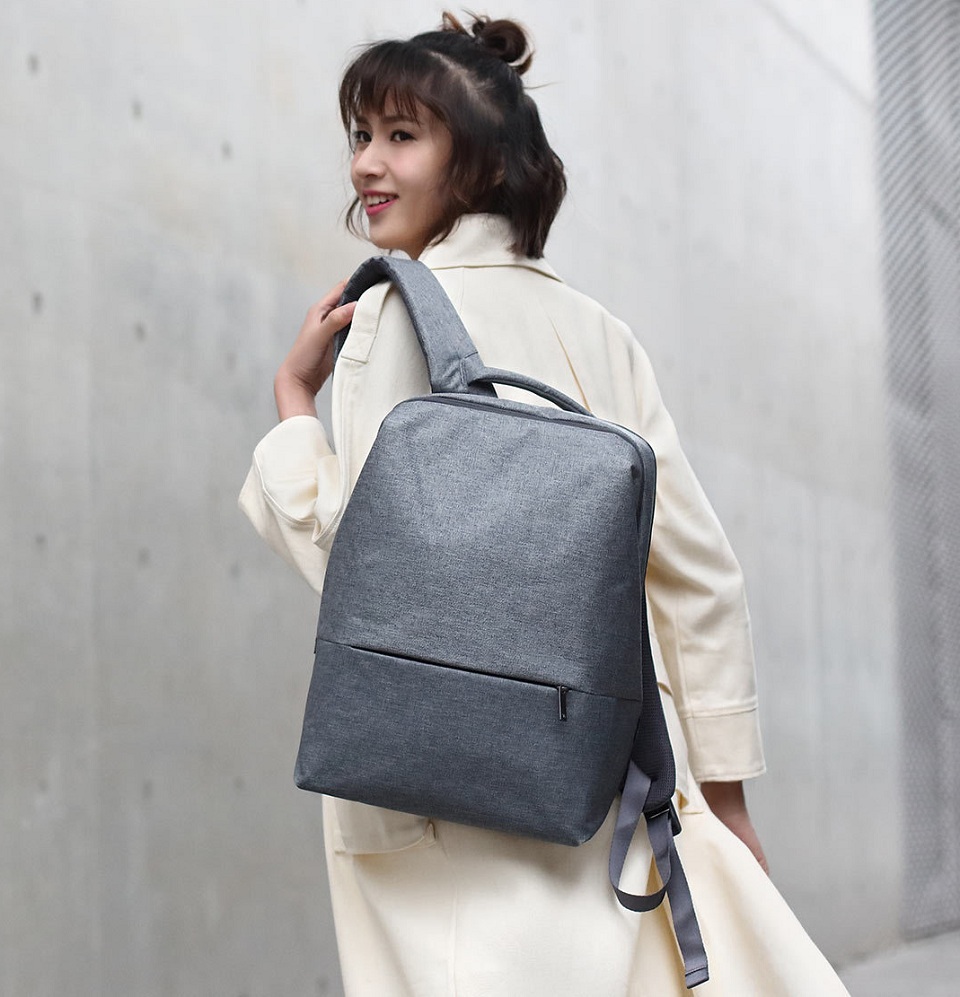 Рюкзак 90FUN Urban Simple Shoulder Bag девушка с рюкзаком