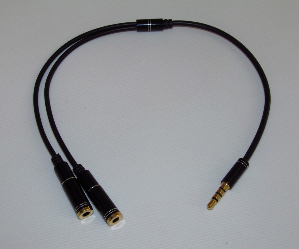 Dual Splitter for 2 listeners black