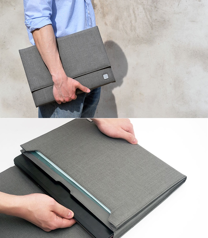 Чохол кишеня KACO Mi Notebook ALIO Premium Business Folder в руках чоловіка