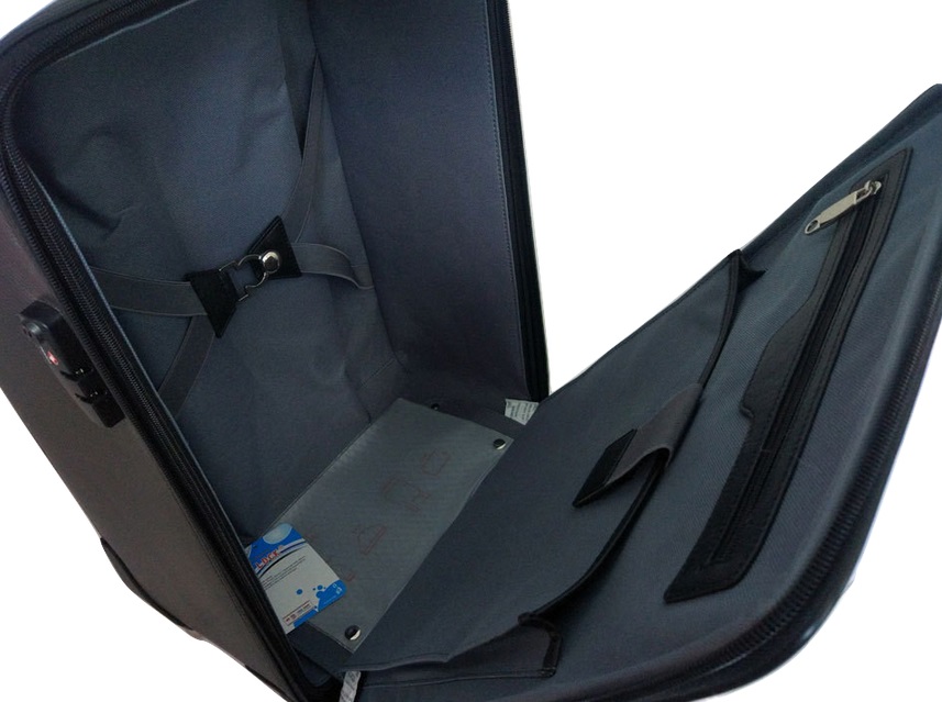 Чемодан Karbonn Fiber Luggage+Leathe внутреннее отделение
