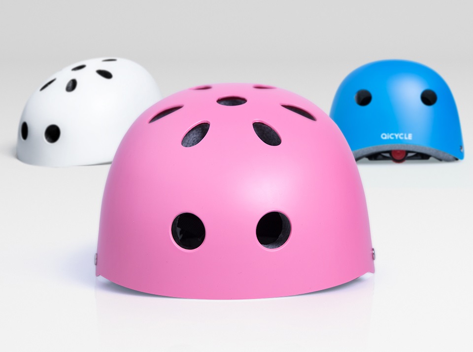 Детский защитный шлем Kids helmet for slider scooter в 3-х цветах крупным планом