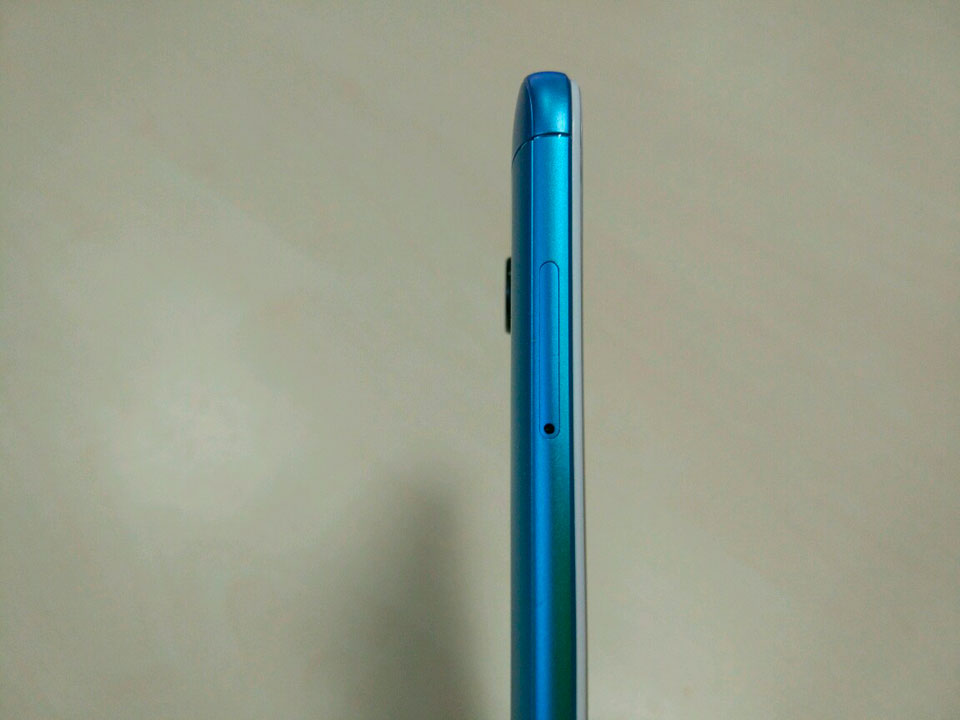 Redmi 5 Plus тонкий смартфон