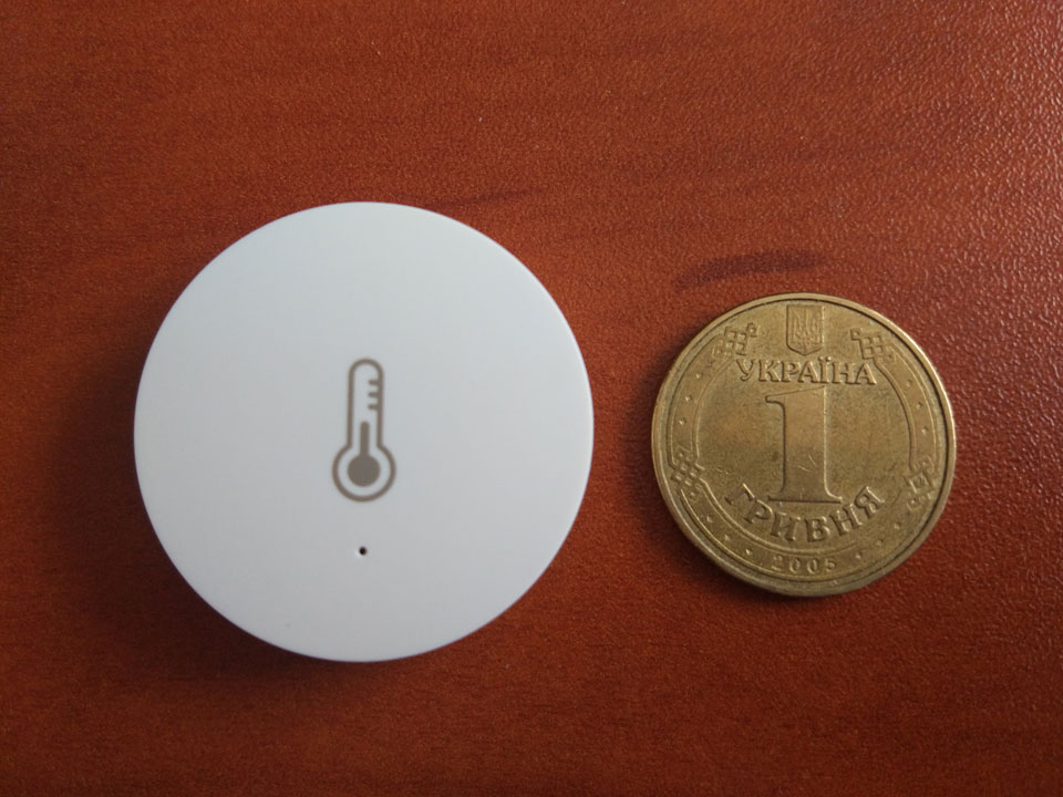Mi Smart Temperature and Humidity Sensor диаметр