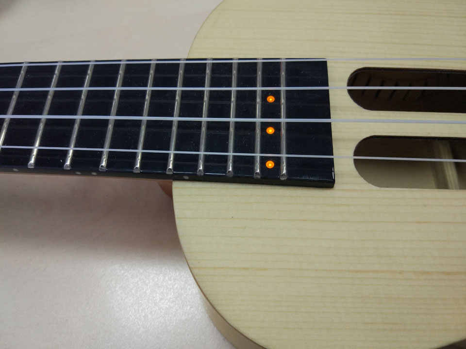 Populele U1 Smart Mini Guitar світлодіоди зарядки 