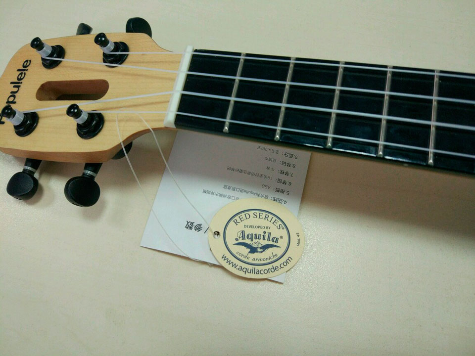 Populele U1 Smart Mini Guitar струни