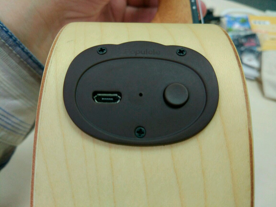 Populele U1 Smart Mini Guitar кнопка вмикання