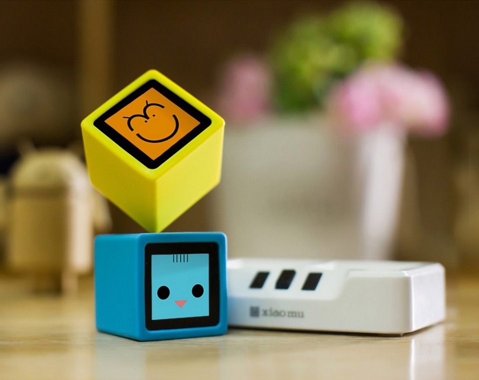 Дитячі розумні кубики Xiao mu Wooden Smart body building blocks смайли на екрані
