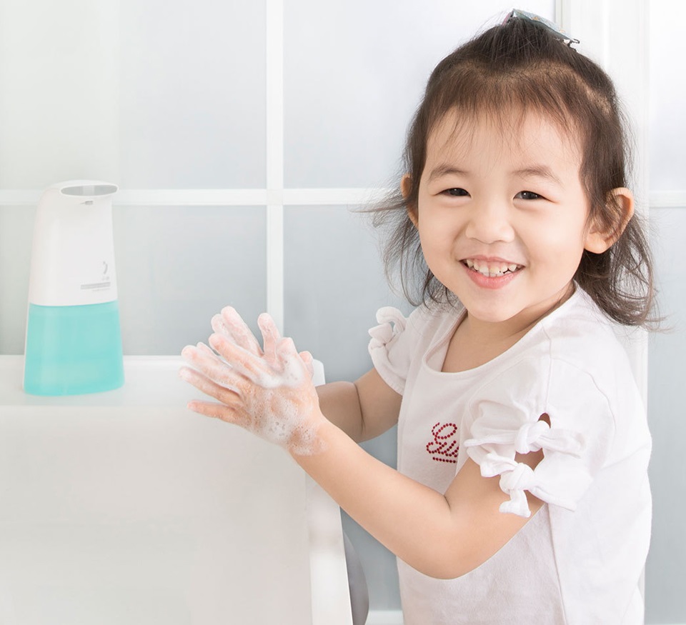 Безконтактний диспенсер для мила XiaoJi Auto Foaming Hand Wash White дитина миє руки