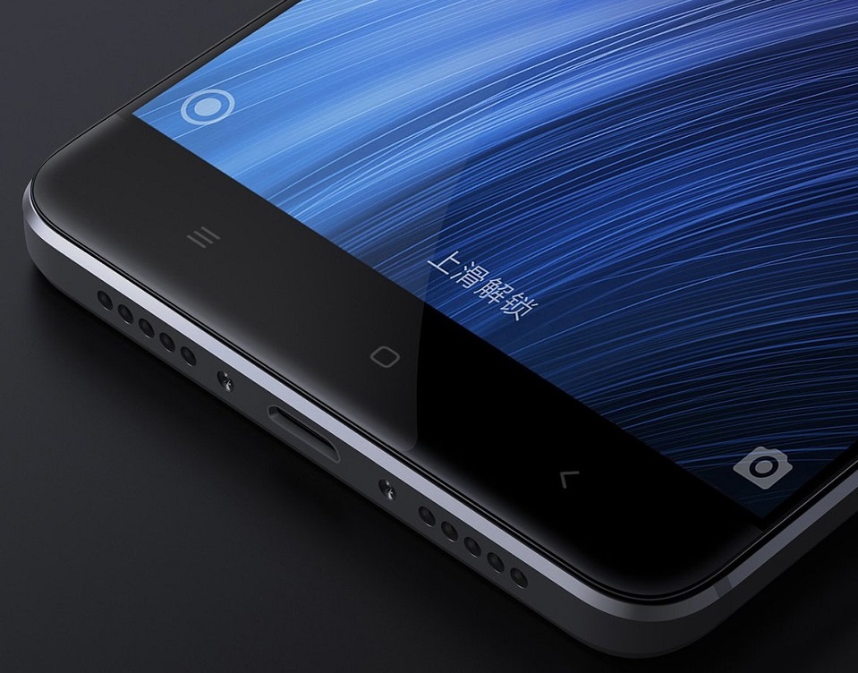Смартфон Xiaomi Redmi 4 Dark Gray 3/32 Gb с изображением нижней части смартфона