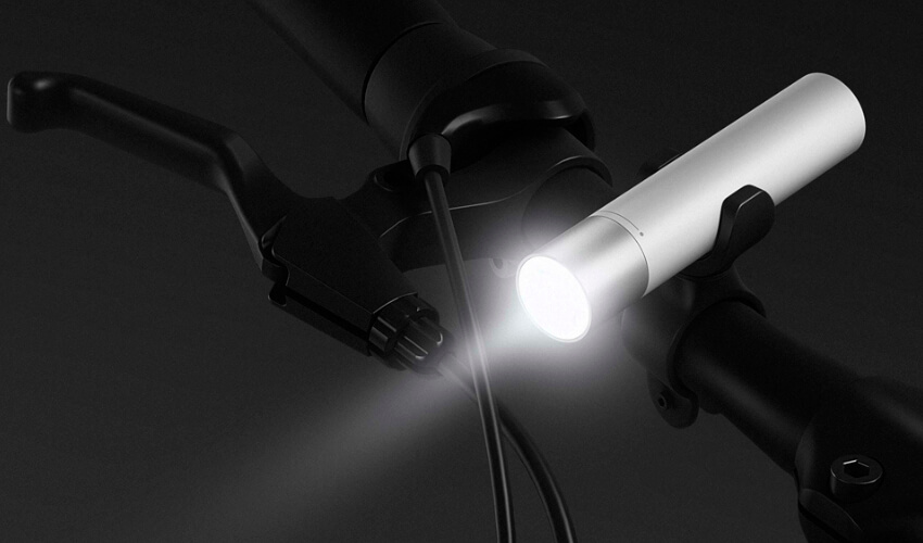 Xiaomi Portable Flashlight для велосипедиста