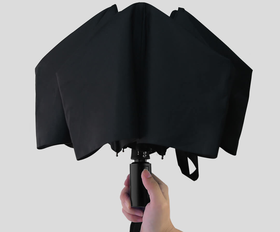 Зонт Pinlo Automatic Black PLZDS04XM в сложеном виде