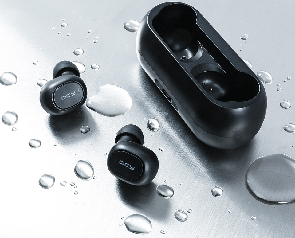 Бездротові навушники QCY T1 водостійкість