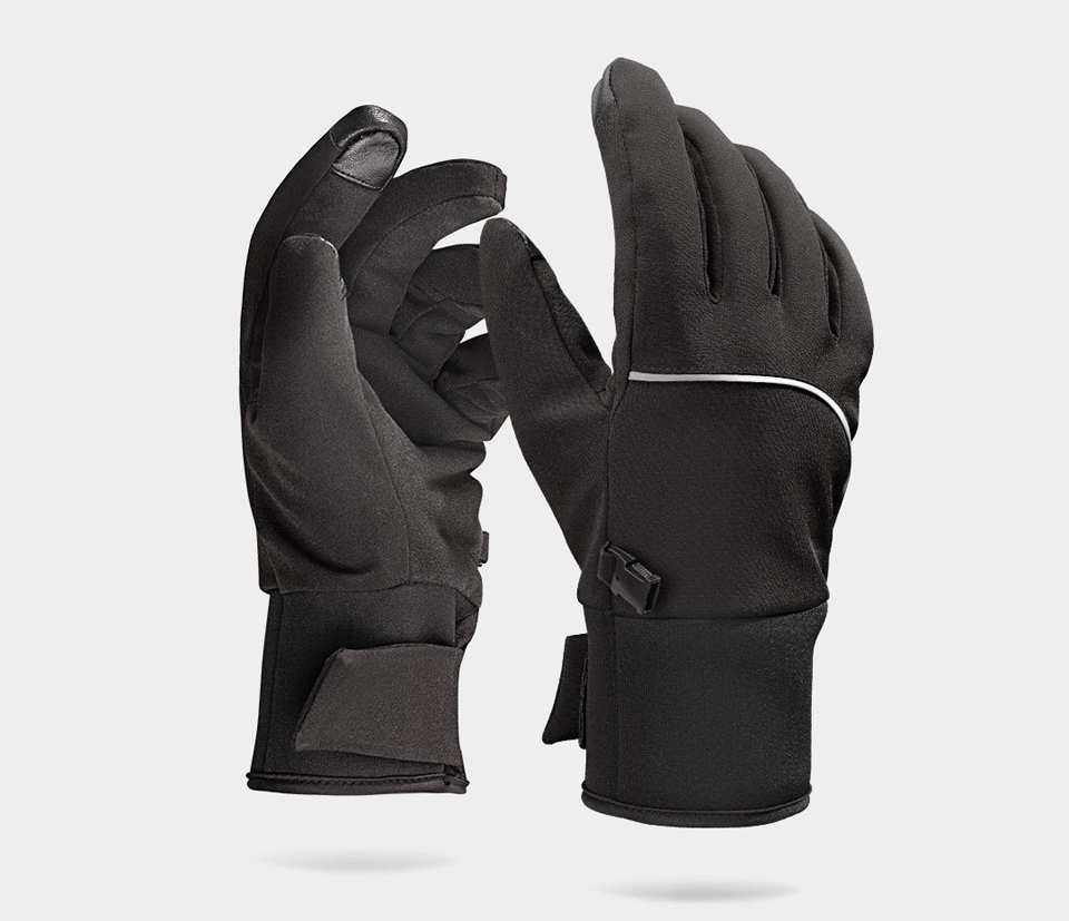 Перчатки QIMIAN Velvet warm touch screen gloves пара перчаток крупным планом