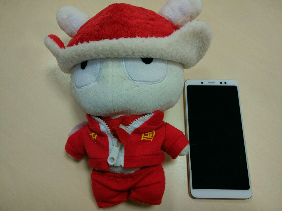 Redmi Note 5 стильний смартфон