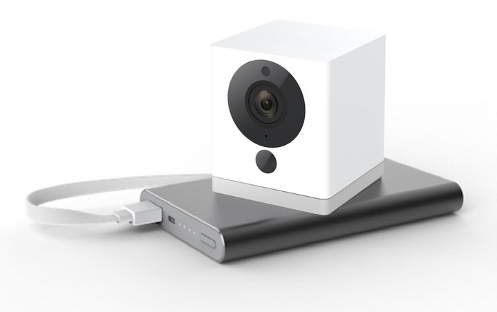 IP-камера Xiaomi Small Square Smart Camera работает от powerbank