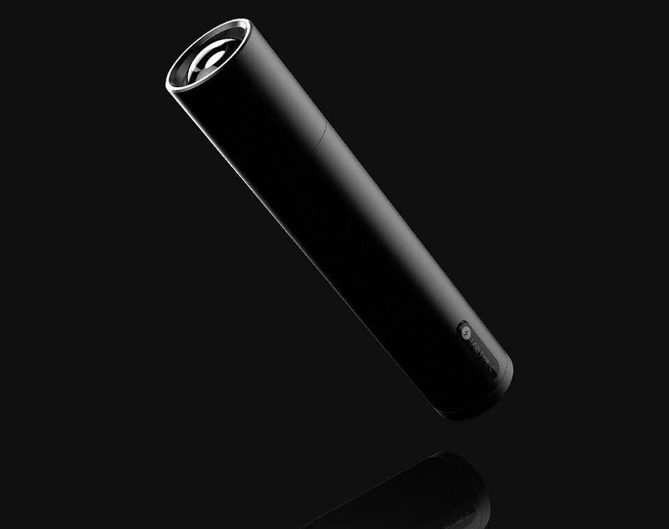 Фонарик Xiaomi BEEBEST Zoom Flashlight Black 1000 Lumens FZ101 крупным планом