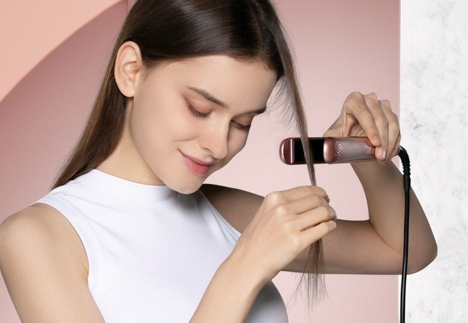 Випрямляч для волосся Xiaomi Enchen Enrollor Hair Curling Iron Pink EU процес укладання