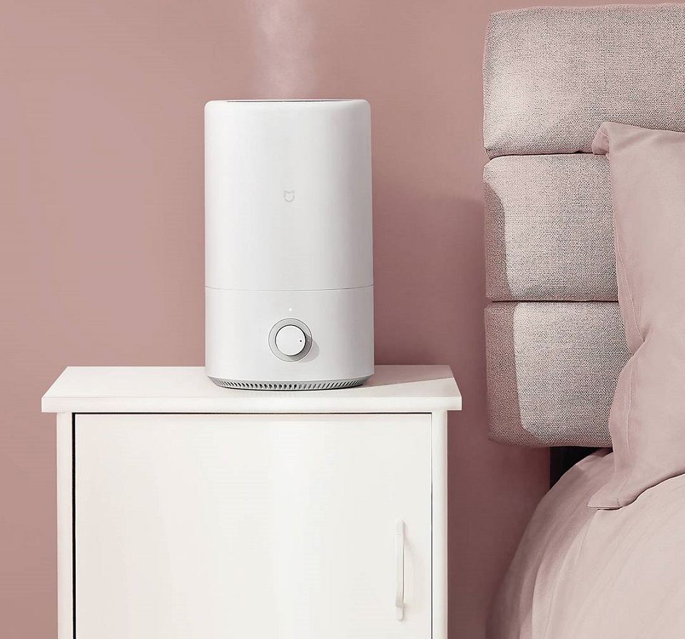 Увлажнитель воздуха Xiaomi Mi Home (Mijia) Humidifier White (MJJSQ02LX) в комнате