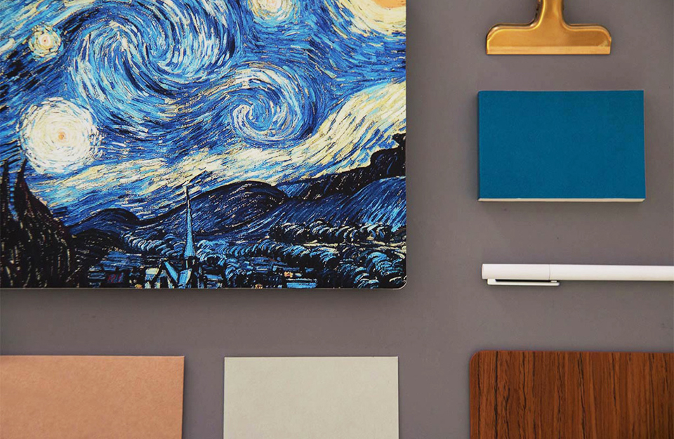 Наліпка Xiaomi Mi Notebook Air Sticker 12.5'' Starry Night by Van Gogh на столі