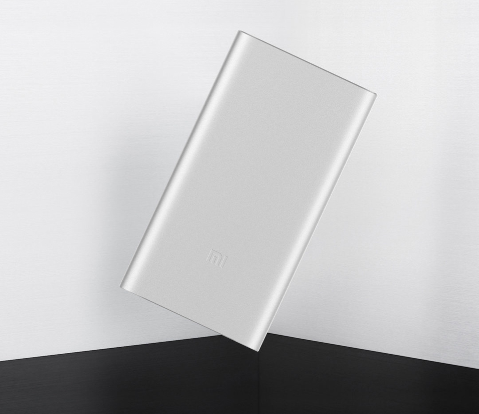 Універсальна батарея Xiaomi Mi Power bank 2 Slim 5000mAh Silver ORIGINAL лицьова сторона
