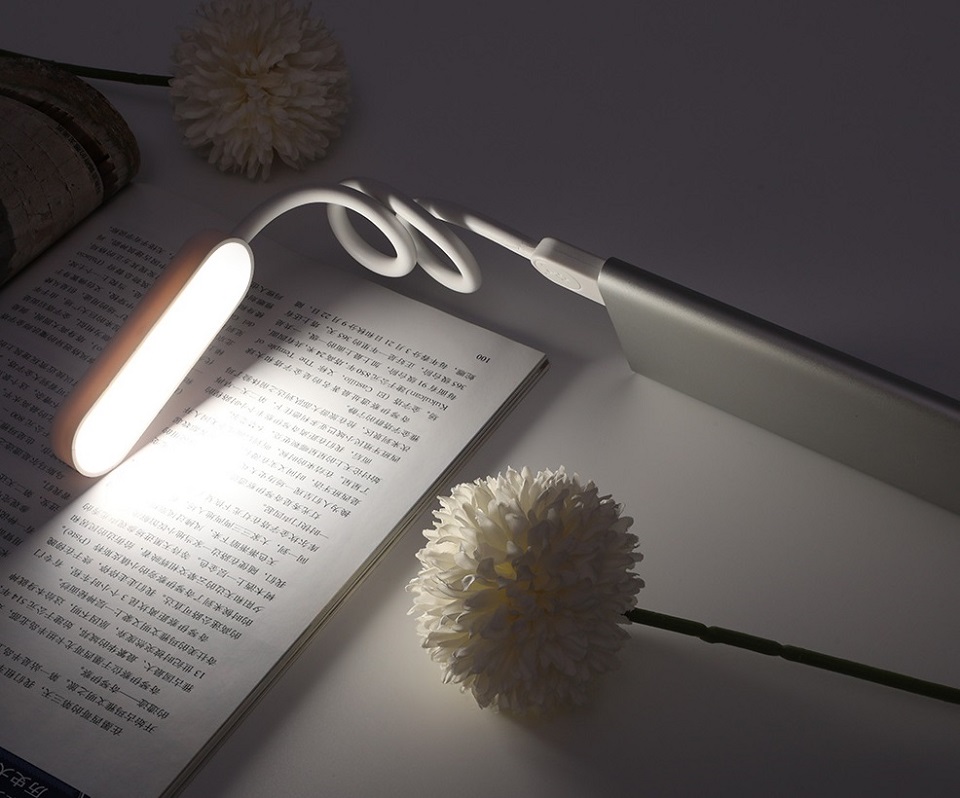 Лампа Xiaomi NVC U9 USB Light White и книга