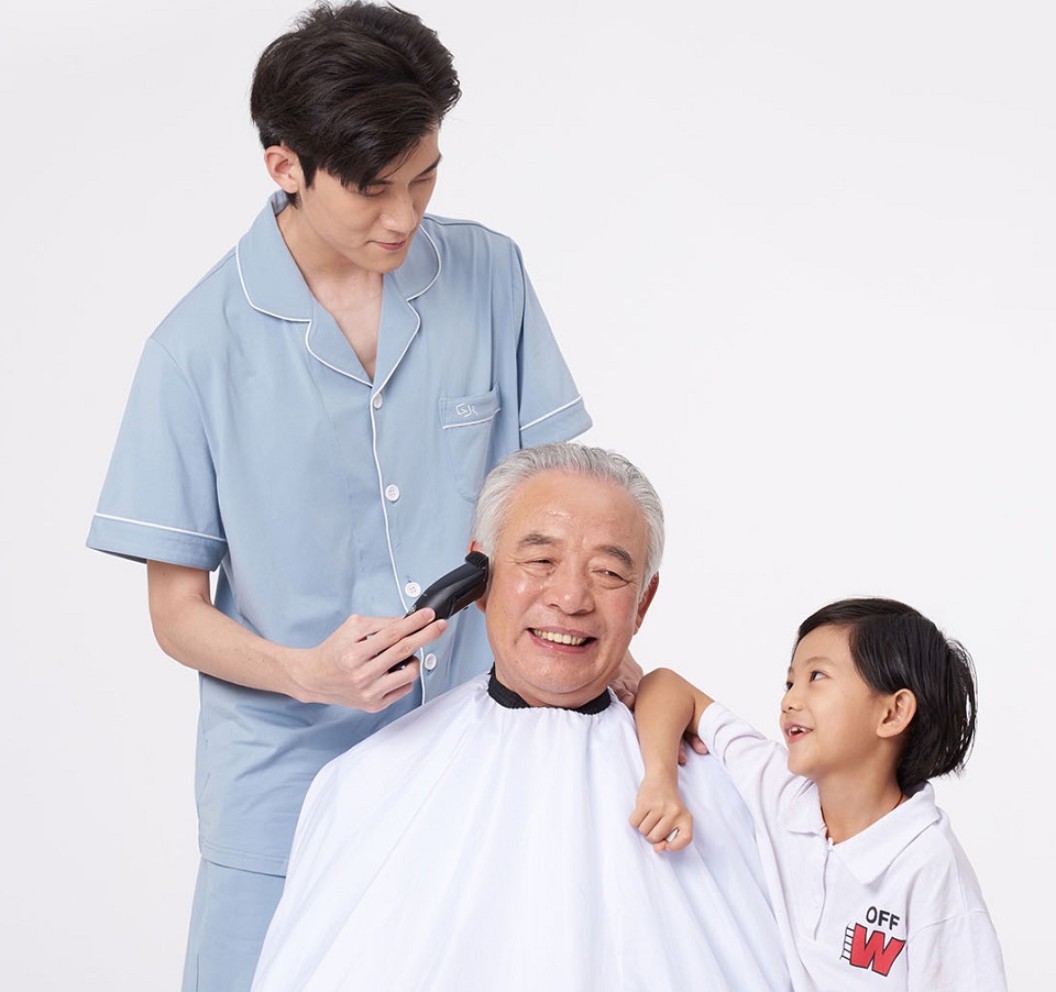 Машинка для стрижки волос Xiaomi ShowSee Electric Hair Clipper White C2 стрижка пожилого человека