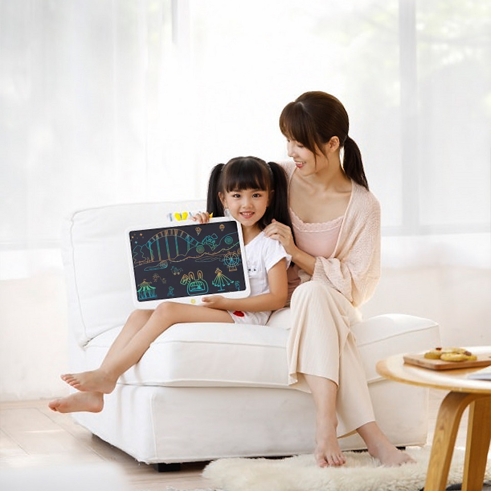 Цветной графический планшет Xiaomi Wicue Board LCD White/Yellow (WNB416W) ребенок и мама