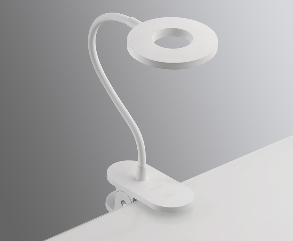 Настільна лампа Yeelight LED Charging Clamp Table Lamp White 5W крупним планом