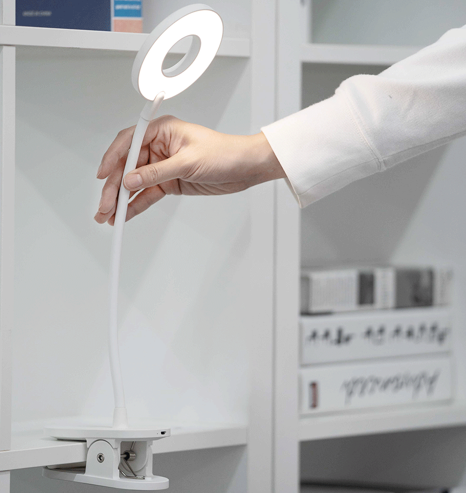 Настільна лампа Yeelight LED Charging Clamp Table Lamp White 5W інтенсивність світіння регулювання нахилу